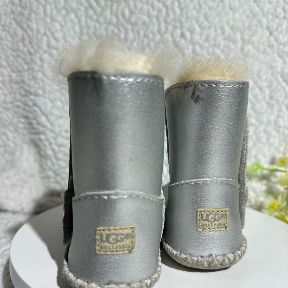 UGG baby Kids Silver Boots